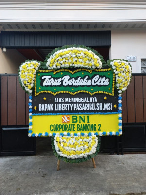 Papan Bunga Duka di Patokbeusi